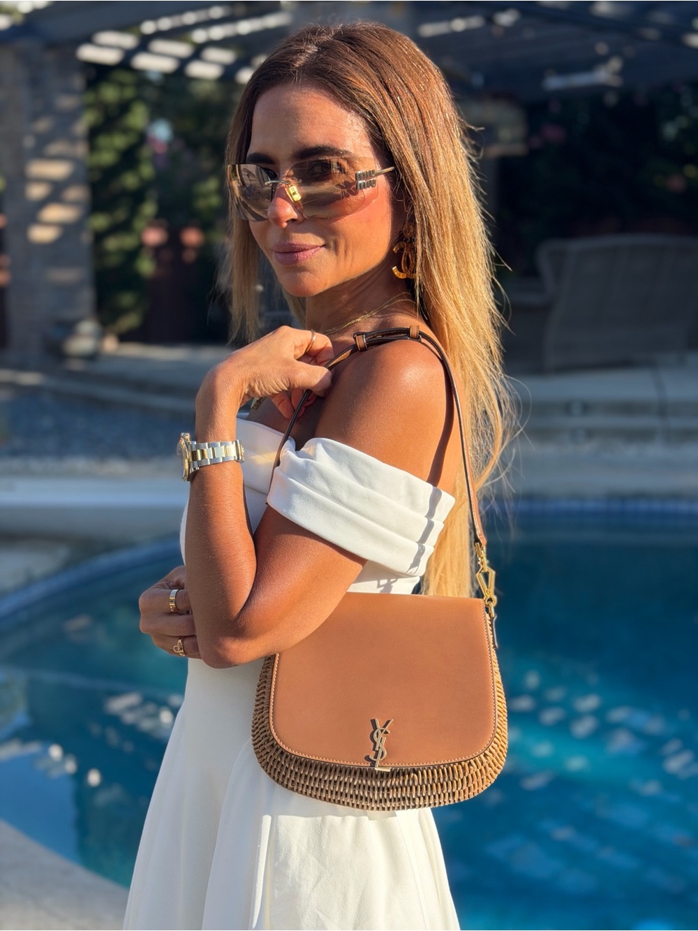 Saint Laurent Brown Leather Shoulder Bag 
Mini Voltaire Top Handle wiker raffia